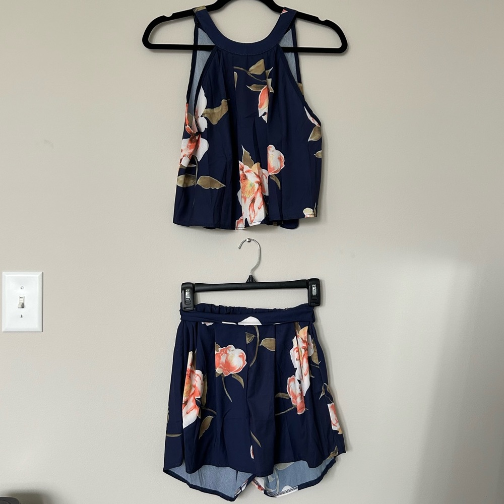 Two piece floral set